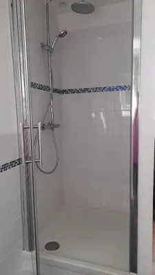 Salle de bains dans l'établissement Maison An Ty Göal