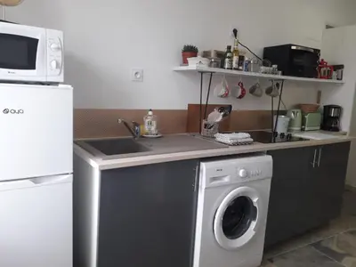 Cuisine ou kitchenette dans l'établissement STAYHOME BZH - Centre ville