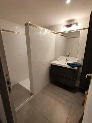 Salle de bains dans l'établissement Logement de Charme en centre ville
