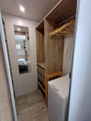 Salle de bains dans l'établissement Mobil home 6 personnes 3 chambres