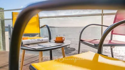 Un ou plusieurs lits dans un hébergement de l'établissement NASSEAU Appartement vue mer 2 p Concarneau - Ville et mer