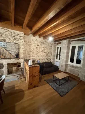 Coin salon dans l'établissement Duplex de charme Quimpérois Place Saint-Corentin