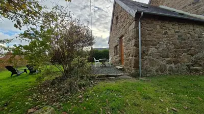 Jardin de l'établissement Les gîtes de la salamandre