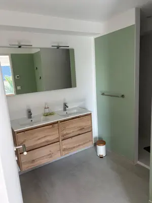 Salle de bains dans l'établissement Le Sillage Vert