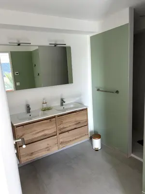 Salle de bains dans l'établissement Le Sillage Vert