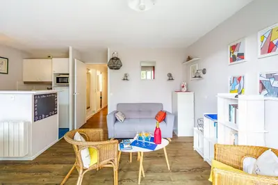 Cuisine ou kitchenette dans l'établissement La Pause Iodée - 100m de la plage