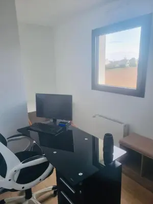 Télévision ou salle de divertissement dans l'établissement Modern house, comfort and decor 5 people