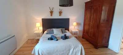 Un ou plusieurs lits dans un hébergement de l'établissement la maison d'AVA