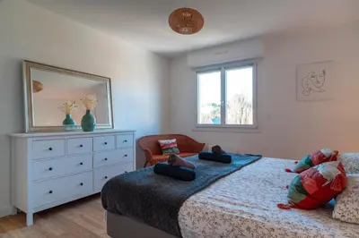 Un ou plusieurs lits dans un hébergement de l'établissement Ty-Magritt - à 200m de la plage