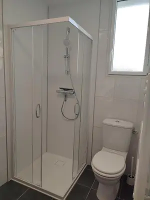 Salle de bains dans l'établissement Blue Marine - T2 - Centre-ville