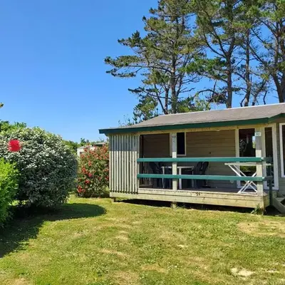 Chalet pour 5 personnes avec terrasse à Tréguennec - API-1-52-967