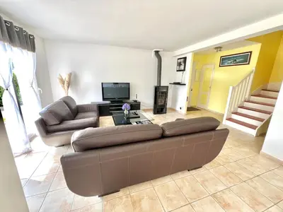 Coin salon dans l'établissement Maison familiale, Locronan centre à 5 min