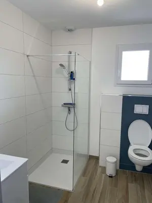 Salle de bains dans l'établissement Chez Tristan