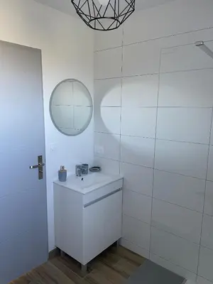 Salle de bains dans l'établissement Chez Tristan
