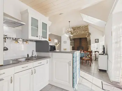 Cuisine ou kitchenette dans l'établissement Idéal pour 2 en pleine campagne avec jardin