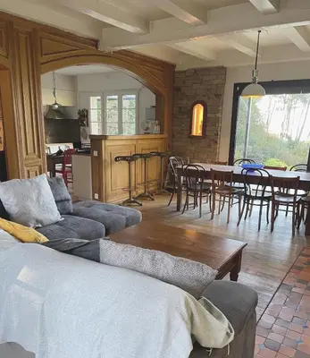 Cuisine ou kitchenette dans l'établissement Villa vue Mer imprenable - GR34- terrain 2Ha