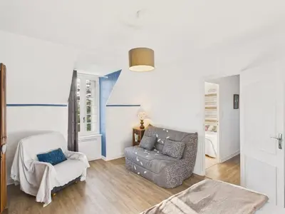 Un ou plusieurs lits dans un hébergement de l'établissement 10 min de la Torche - Jolie maison pour 6 - Jardin