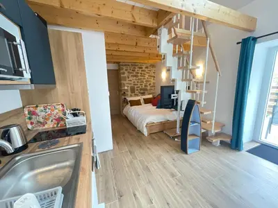 Cuisine ou kitchenette dans l'établissement Lokorn - Chaleureux, parking, WiFi, 500m du centre