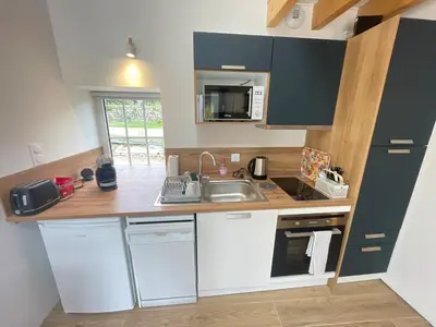 Cuisine ou kitchenette dans l'établissement Lokorn - Chaleureux, parking, WiFi, 500m du centre