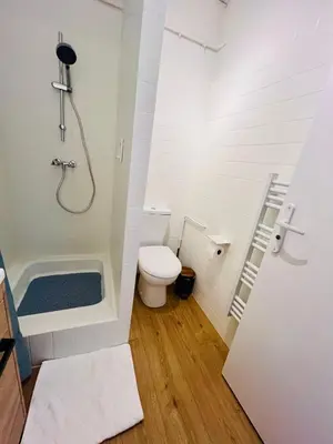 Salle de bains dans l'établissement Studio - city center