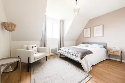 Un ou plusieurs lits dans un hébergement de l'établissement Obama I Chambre privée dans Coliving