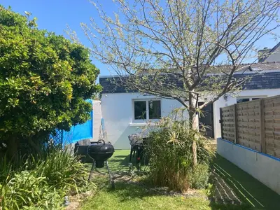 Piscine de l'établissement Maison spacieuse Lesconil, au calme 700 m des plages ou située à proximité