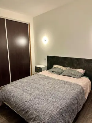 Un ou plusieurs lits dans un hébergement de l'établissement Maison proche des plages