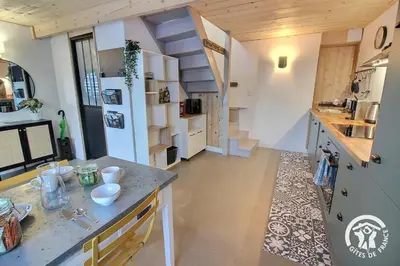 Cuisine ou kitchenette dans l'établissement Les pieds dans l'eau