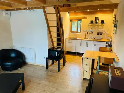 Cuisine ou kitchenette dans l'établissement Dépendance chez l'habitant