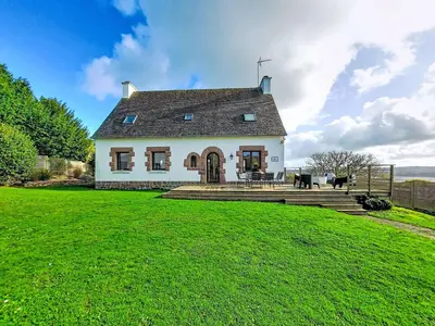 Jardin de l'établissement Holiday Home Le Clozic by Interhome