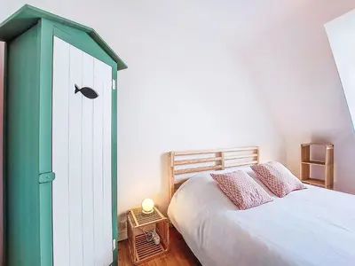 Un ou plusieurs lits dans un hébergement de l'établissement Holiday Home Le Clozic by Interhome