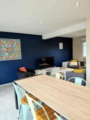 Télévision ou salle de divertissement dans l'établissement L'Annexe de la plage des Amiets