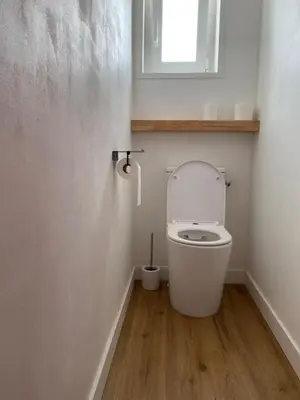 Salle de bains dans l'établissement Tall Ar Groas