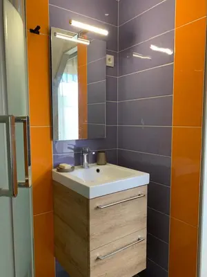 Salle de bains dans l'établissement Les Chambres de la Chapelle