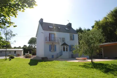 Jardin de l'établissement Maison les pieds dans l'eau