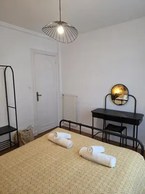 Un ou plusieurs lits dans un hébergement de l'établissement Bright apartment in downtown Brest