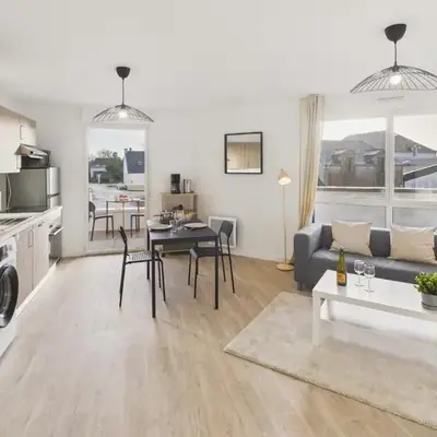Plein centre ville - Appart pour 2 avec balcon