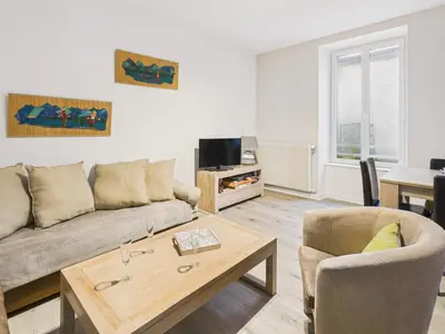 Télévision ou salle de divertissement dans l'établissement Appartement de 68 m2 au coeur de Concarneau