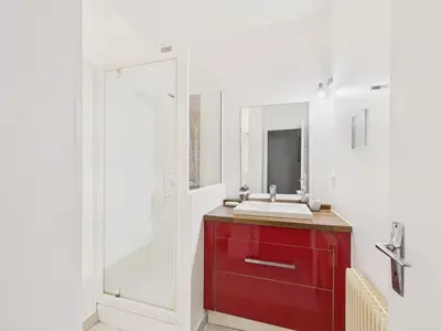 Salle de bains dans l'établissement Appartement de 68 m2 au coeur de Concarneau