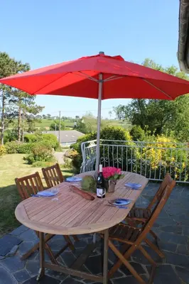 Jardin de l'établissement Holiday Home Ty Coz Castel by Interhome