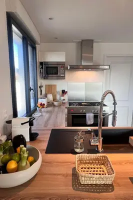 Cuisine ou kitchenette dans l'établissement Holiday Home Villa du Port by Interhome