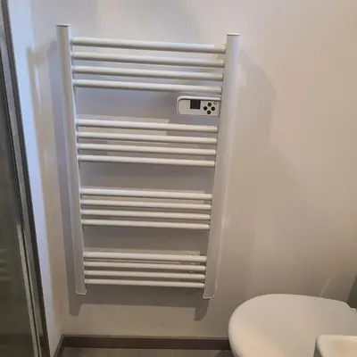 Salle de bains dans l'établissement Appartement BREST avec TV dans la chambre et le salon