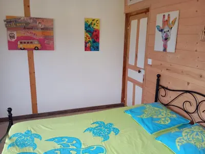 Un ou plusieurs lits dans un hébergement de l'établissement Centre Finistère, tout à proximité