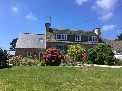 Jardin de l'établissement Maison bretonne proche mer