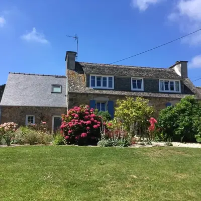 Maison bretonne proche mer