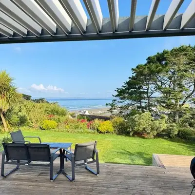 Maison vue mer et plage à pieds