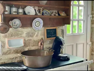 Cuisine ou kitchenette dans l'établissement La Petite Chaumière - Charming cottage Pays Bigouden