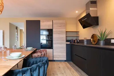 Cuisine ou kitchenette dans l'établissement Les pieds dans le sable