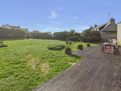 Jardin de l'établissement Superbe maison pour 8 avec jardin - Vue mer