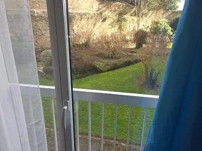 Jardin de l'établissement Appartement calme et lumineux au centre ville
